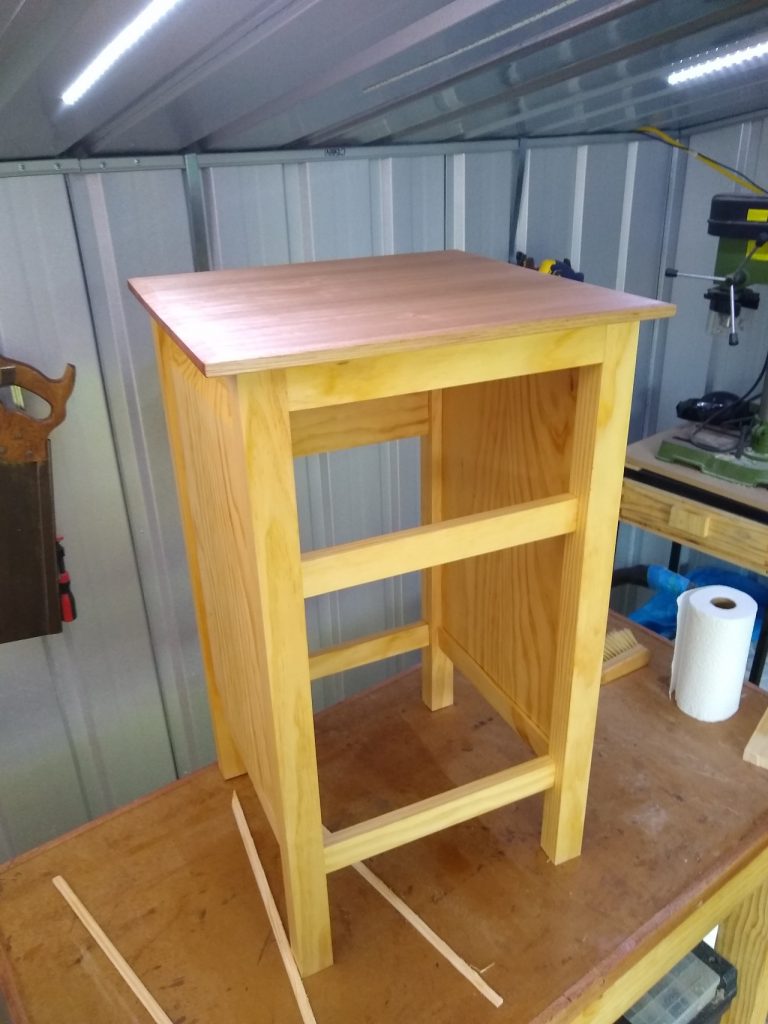 Finished with boiled inseed oil, and test fitting the top (top laminated and cut to size, but not bevelled yet)